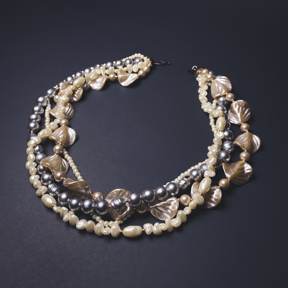 Vintage White Grey Mixed Faux Pearl Chunky Beaded Mutli Strand Collar Necklace - Picture 1 of 12